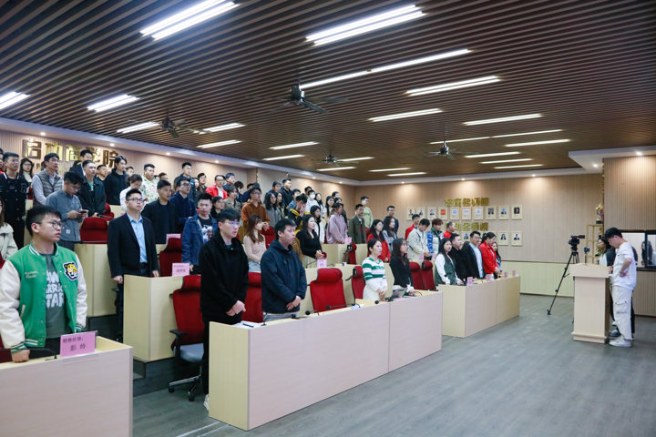 1月8日 | 云顶国际官网入口早会报道